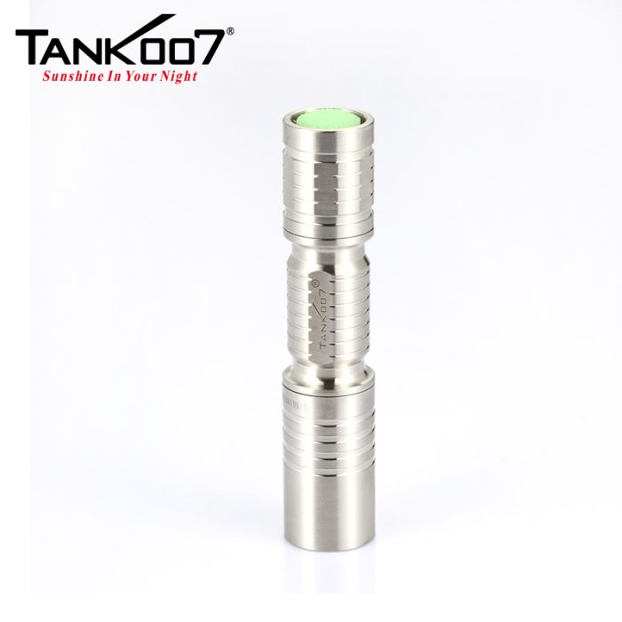 E3 Q5 Outdoor Portable Flashlight-Discontinued Stainless Steel Nature - Image 5