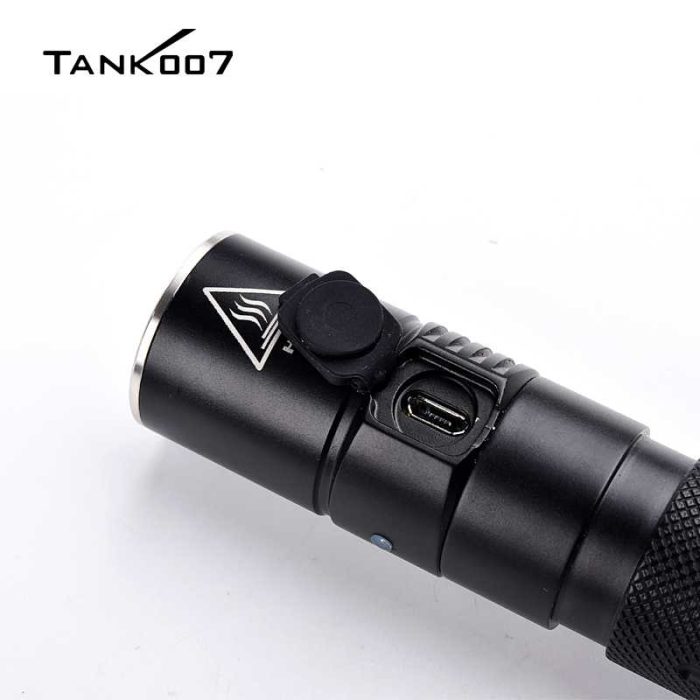 PC51 Protable usb rechargeable cree flashlight wholesale-Discontinued - Image 5