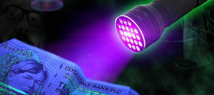 Benefits of UV Flashlights for Banks and Retailers