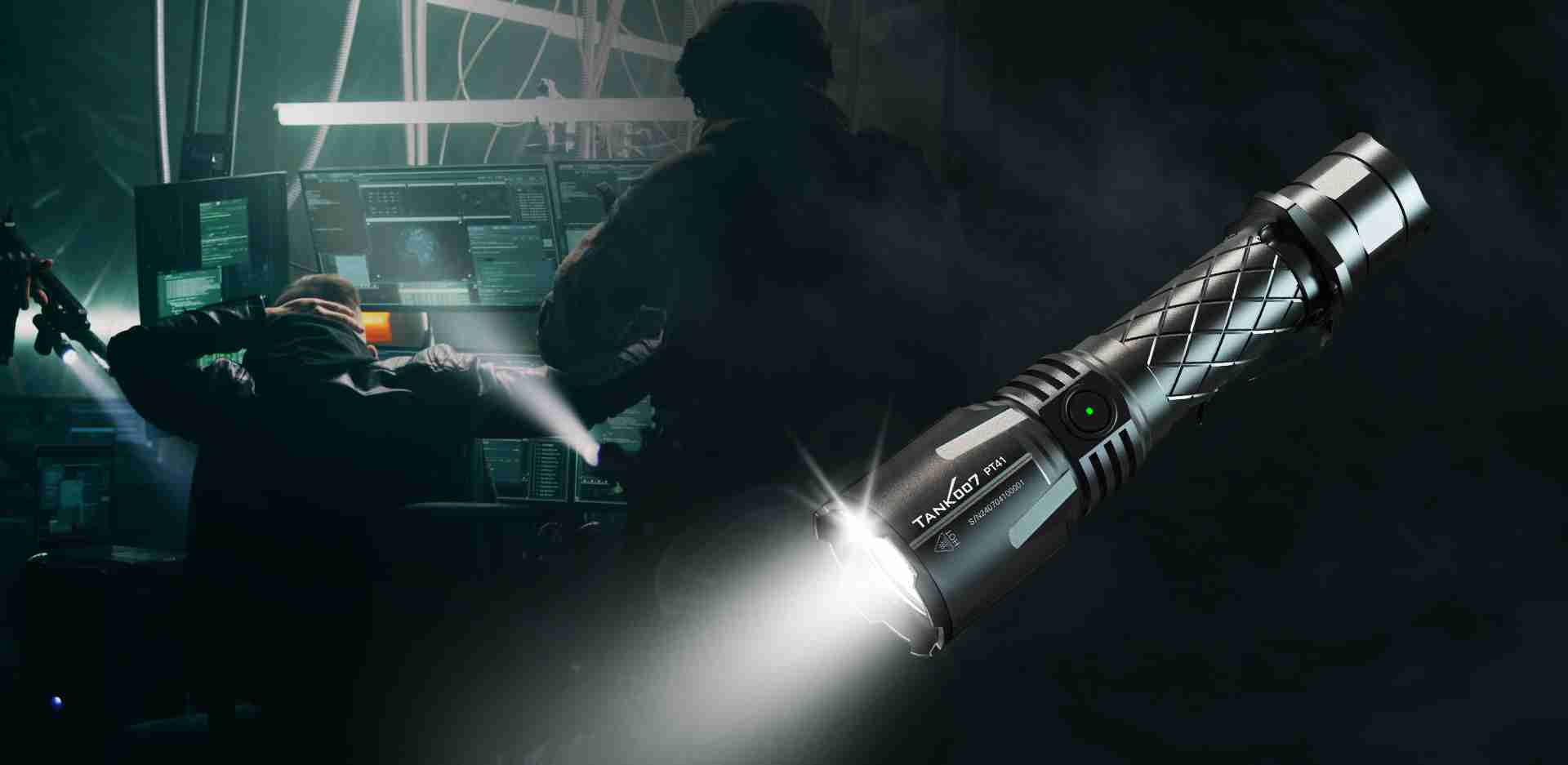 PT41 strong light high quality flashlight